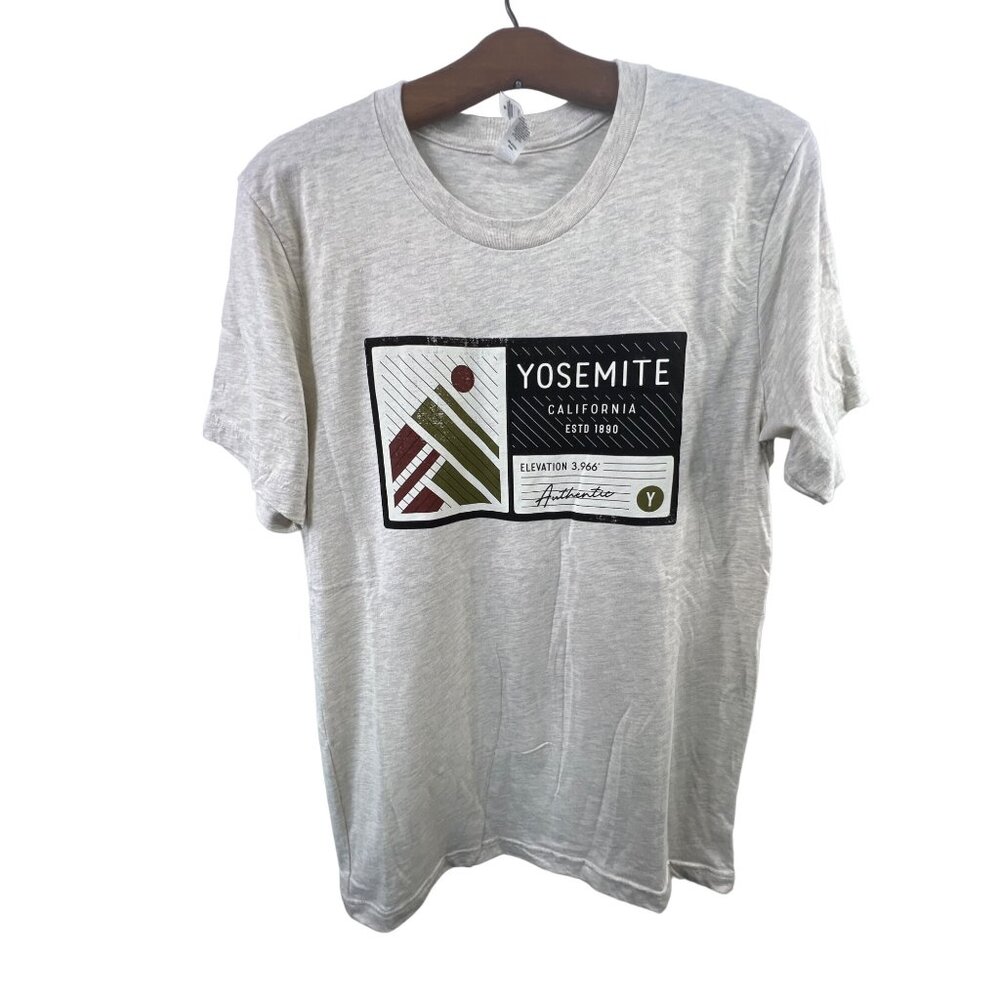 Hanes Medium Yosemite Graphic T-Shirt Heather Gray 99% Cotton Polyester Blend